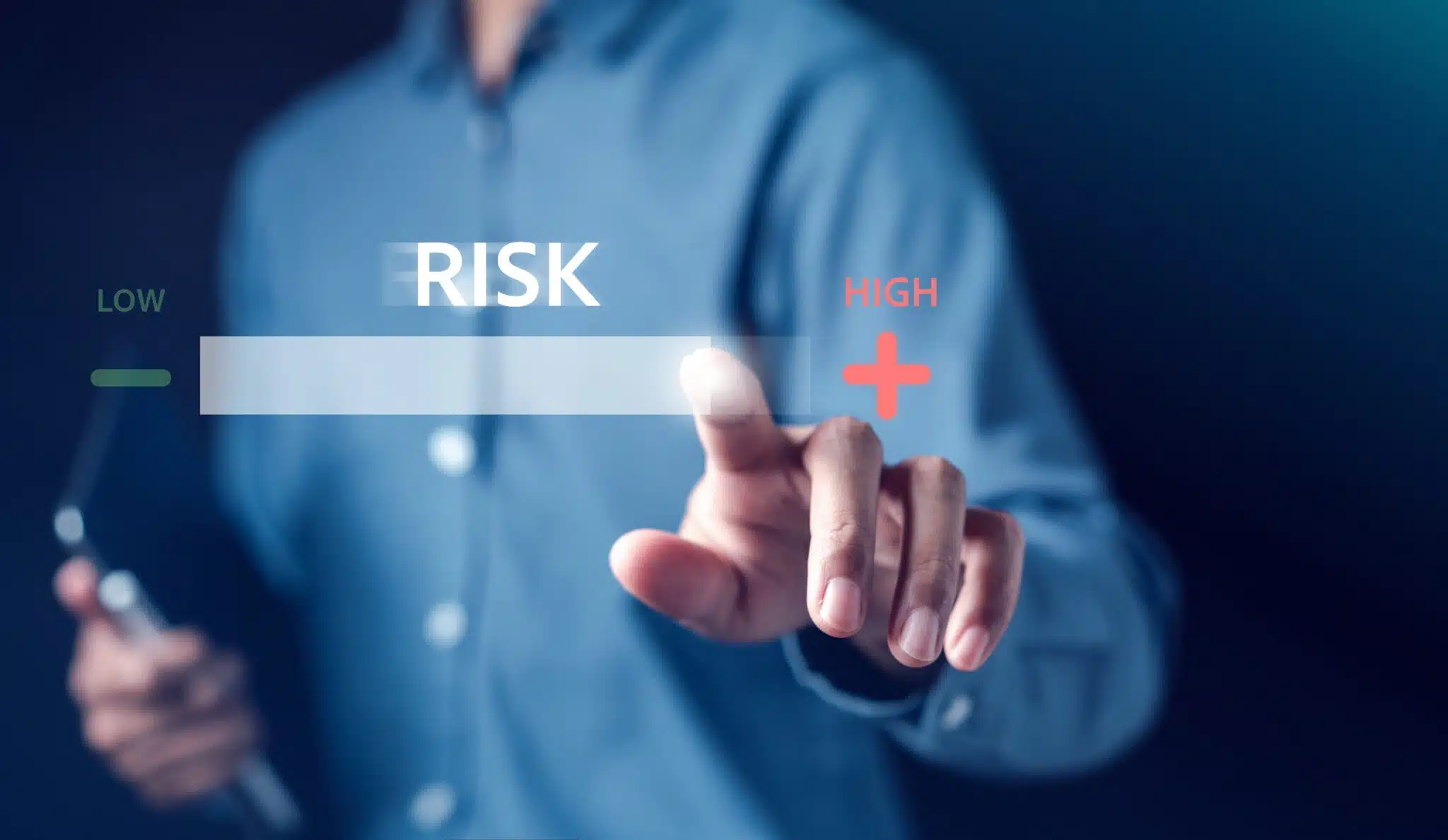 Avoiding Common Compliance Risks in Multilingual Year-End Reporting
